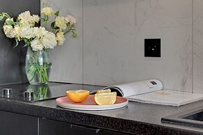 Deo Plaza by Downtown Apartments