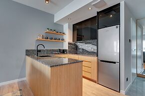 Deo Plaza by Downtown Apartments