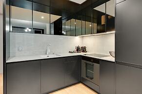 Deo Plaza by Downtown Apartments