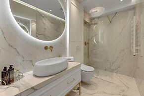 Deo Plaza by Downtown Apartments