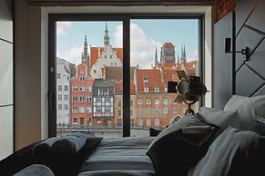 Deo Plaza by Downtown Apartments