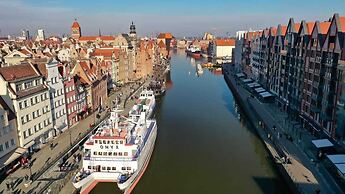 Deo Plaza by Downtown Apartments