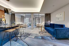 Deo Plaza by Downtown Apartments