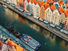 Deo Plaza by Downtown Apartments