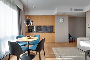 Deo Plaza by Downtown Apartments