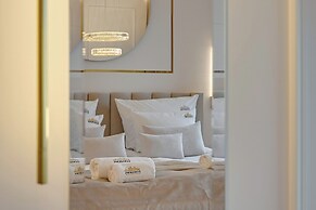 Deo Plaza by Downtown Apartments