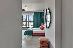 Deo Plaza by Downtown Apartments