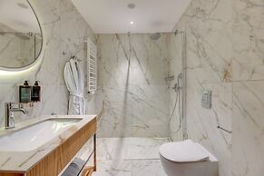 Deo Plaza by Downtown Apartments