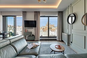 Deo Plaza by Downtown Apartments