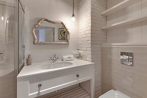 Deo Plaza by Downtown Apartments