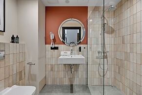 Deo Plaza by Downtown Apartments