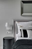 Deo Plaza by Downtown Apartments