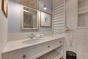 Deo Plaza by Downtown Apartments