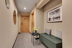 Deo Plaza by Downtown Apartments