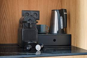 Deo Plaza by Downtown Apartments