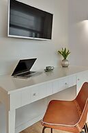 Deo Plaza by Downtown Apartments