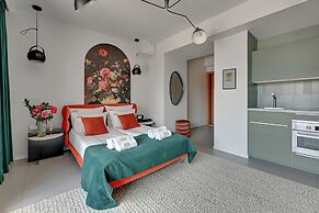 Deo Plaza by Downtown Apartments