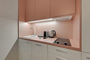 Deo Plaza by Downtown Apartments