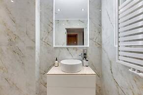 Deo Plaza by Downtown Apartments