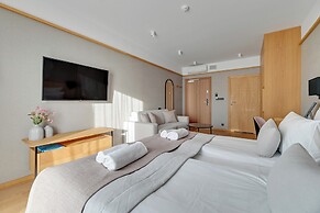 Deo Plaza by Downtown Apartments