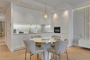 Deo Plaza by Downtown Apartments