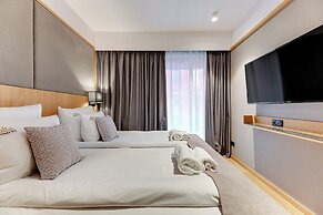 Deo Plaza by Downtown Apartments