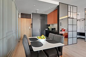 Deo Plaza by Downtown Apartments