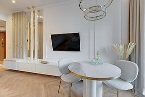 Deo Plaza by Downtown Apartments