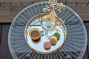 Deo Plaza by Downtown Apartments