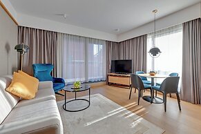 Deo Plaza by Downtown Apartments