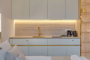 Deo Plaza by Downtown Apartments