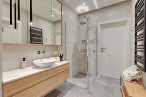 Deo Plaza by Downtown Apartments