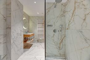 Deo Plaza by Downtown Apartments