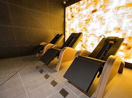 Deo Plaza by Downtown Apartments