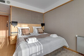 Deo Plaza by Downtown Apartments