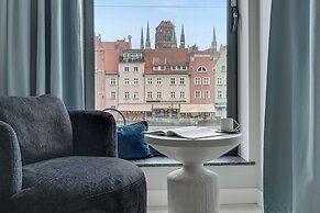 Deo Plaza by Downtown Apartments