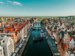 Deo Plaza by Downtown Apartments