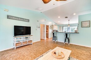 Pet-friendly Home w/ Fenced Yard in Cape Coral