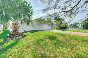 Pet-friendly Home w/ Fenced Yard in Cape Coral