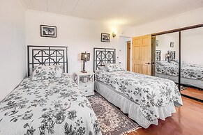 Twentynine Palms 'harmonic House' w/ Mtn Views!