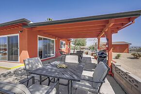 Twentynine Palms 'harmonic House' w/ Mtn Views!