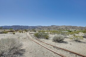 Twentynine Palms 'harmonic House' w/ Mtn Views!