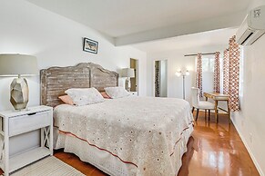 Twentynine Palms 'harmonic House' w/ Mtn Views!