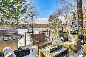 Lakefront Gem w/ Hot Tub & Boat Dock in Greentown