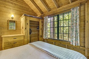 Rustic Cabin w/ Squam Lake Access & Fireplace!