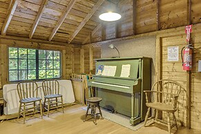 Rustic Cabin w/ Squam Lake Access & Fireplace!