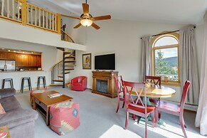 2 Mi to Angel Fire Resort: Mtn-view Townhome!