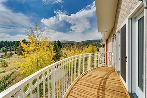 2 Mi to Angel Fire Resort: Mtn-view Townhome!