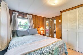 3 Mi to Lake Michigan: Pet-friendly Home!