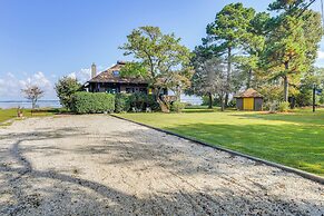 Pet-friendly Gem w/ Private Dock in Deltaville!